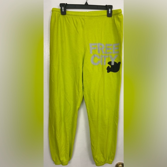 FREECITY Logo Cotton Sweatpant Glo Yellow Size Large - Picture 2 of 8